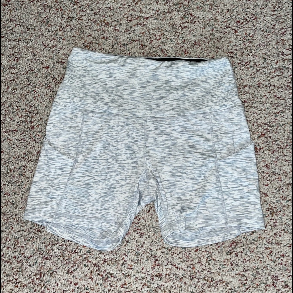 Biker shorts with pockets!